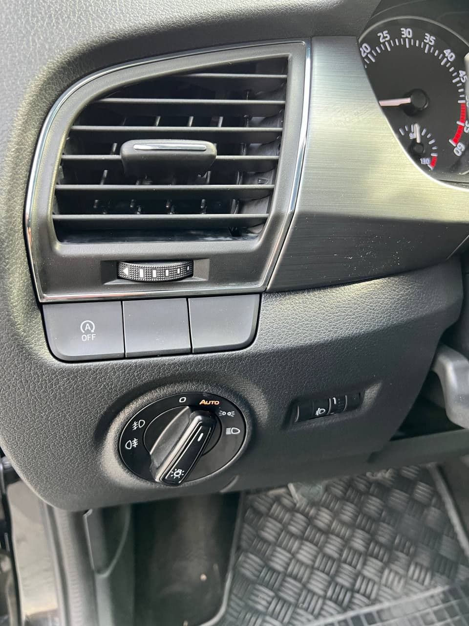 2015 Skoda Fabia — Miniatură 13