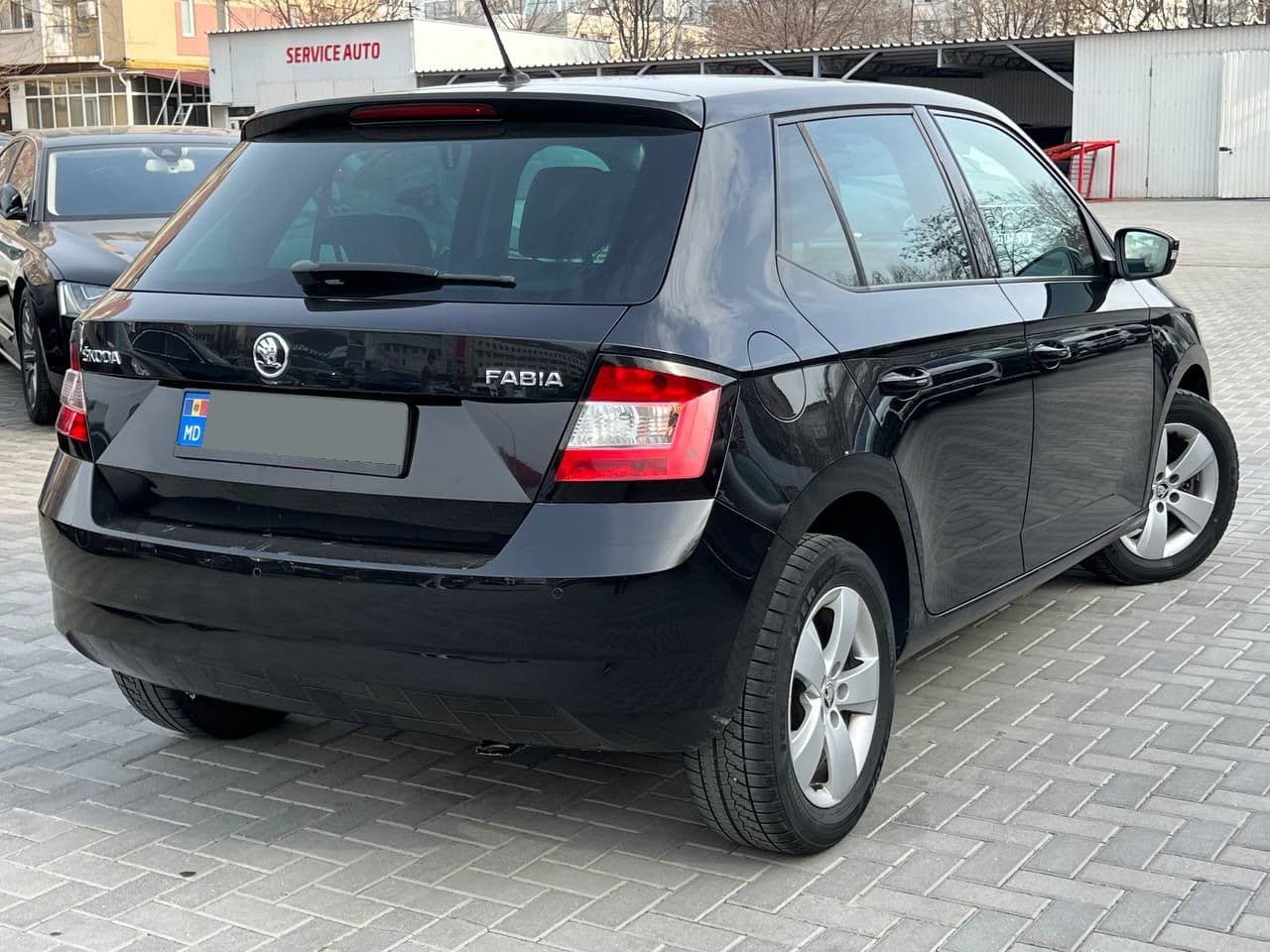 2015 Skoda Fabia — Miniatură 4