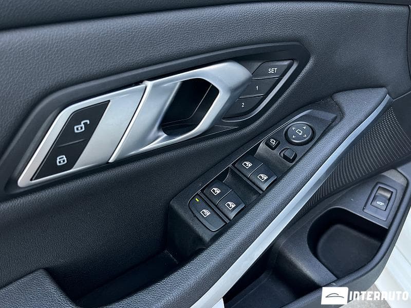 2020 BMW 330 — Miniatură 8