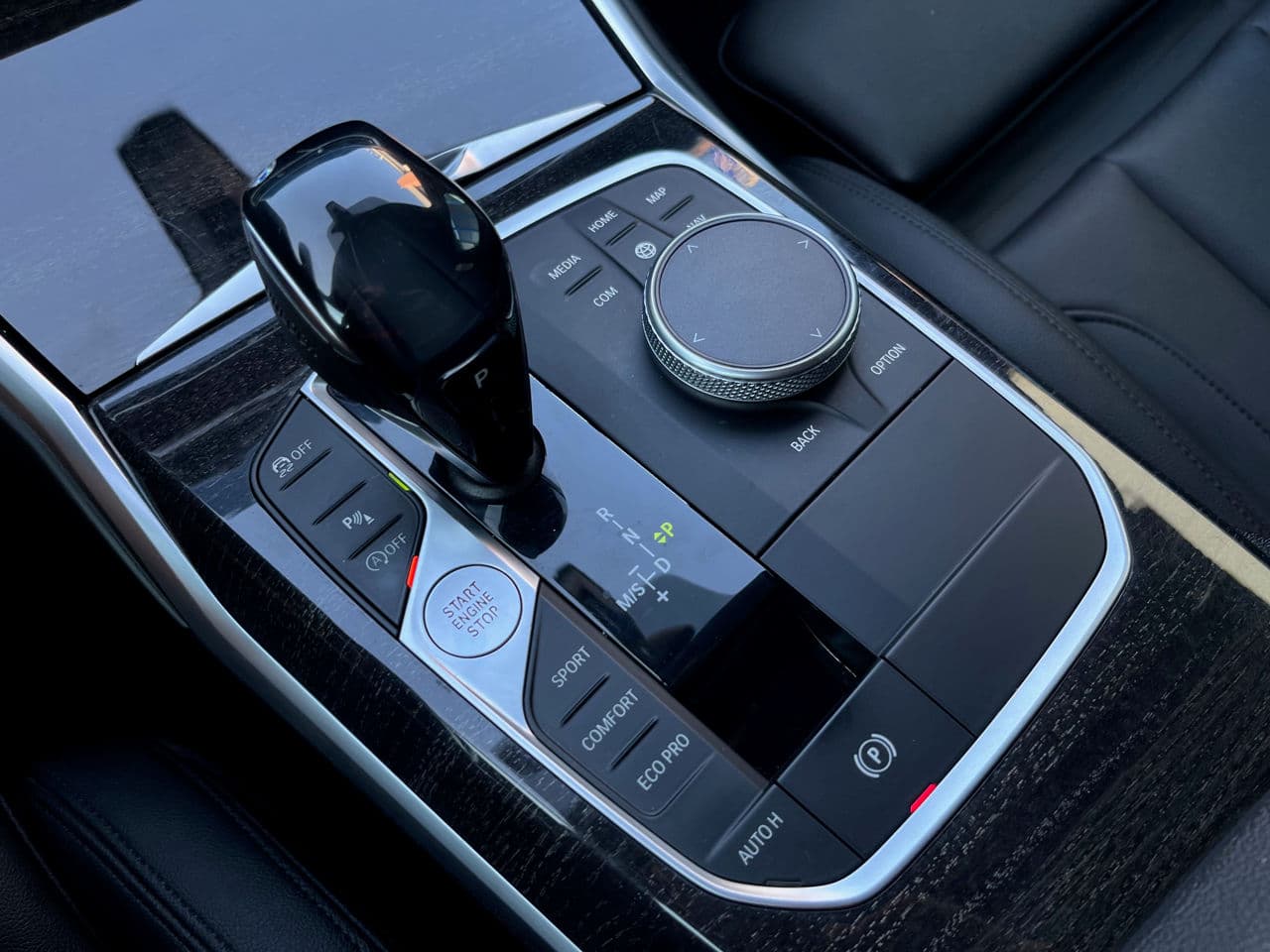 2020 BMW 330 — Miniatură 15