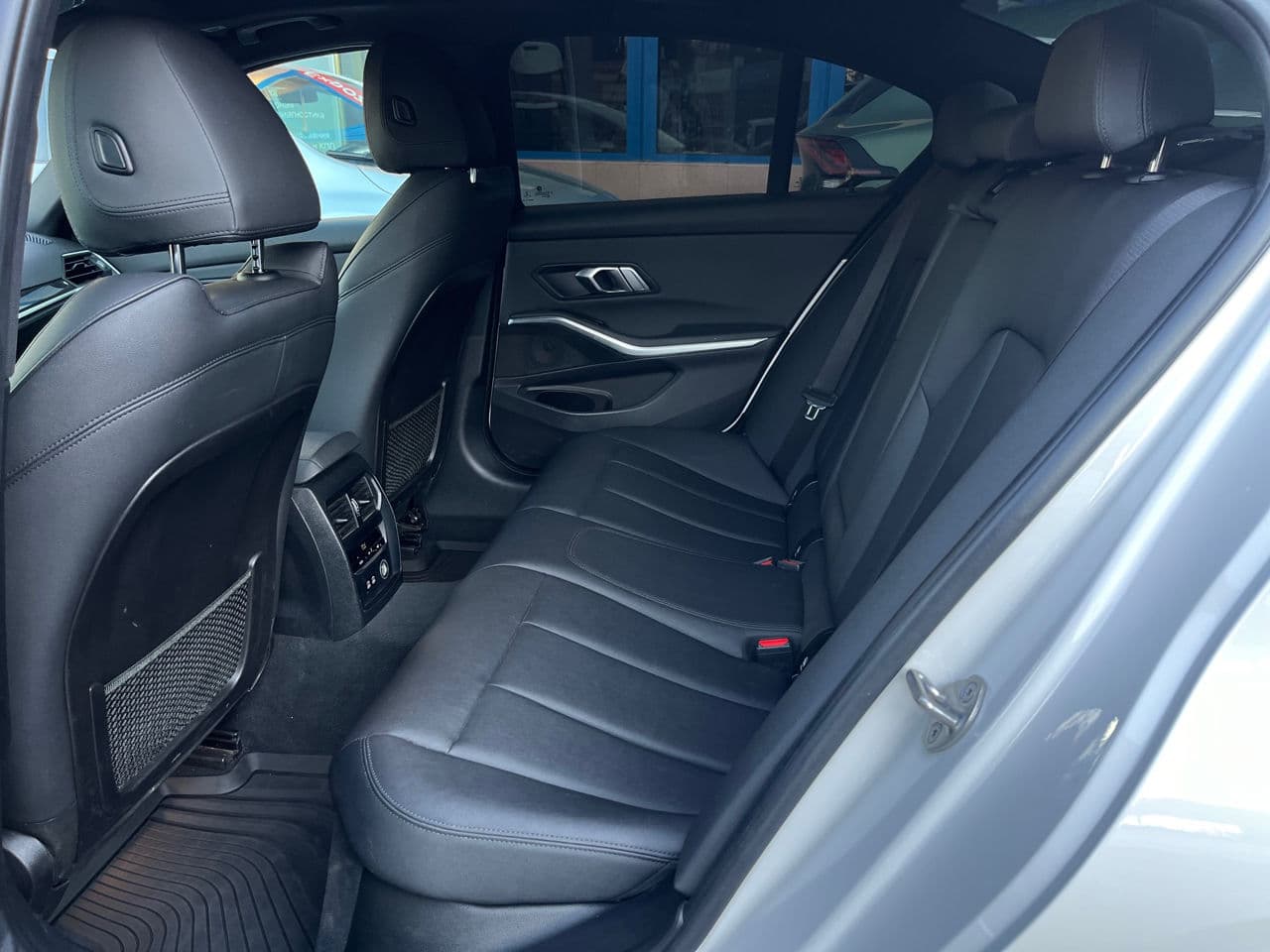 2020 BMW 330 — Miniatură 22