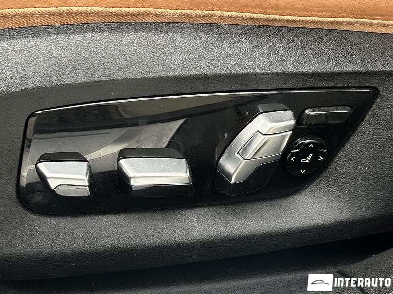 2017 BMW 740e — Miniatură 19