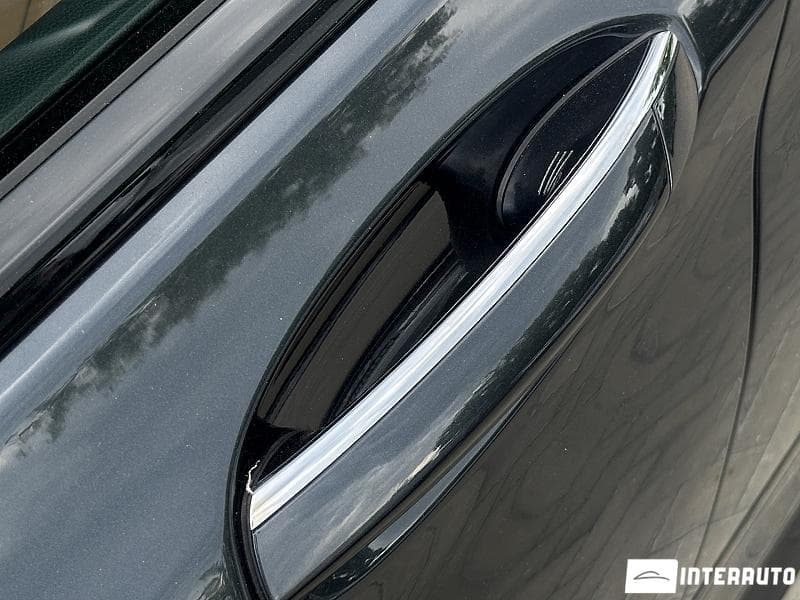 2017 BMW 740e — Miniatură 23