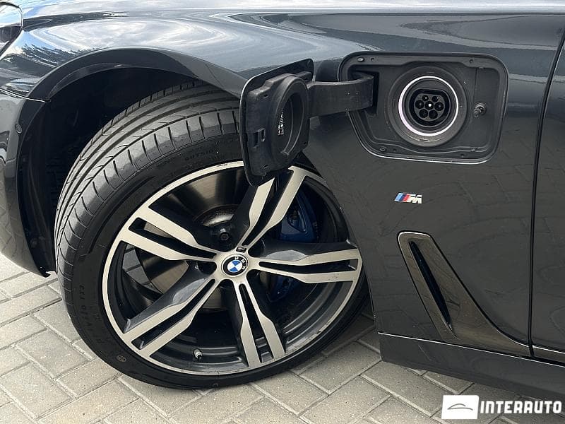 2017 BMW 740e — Miniatură 20