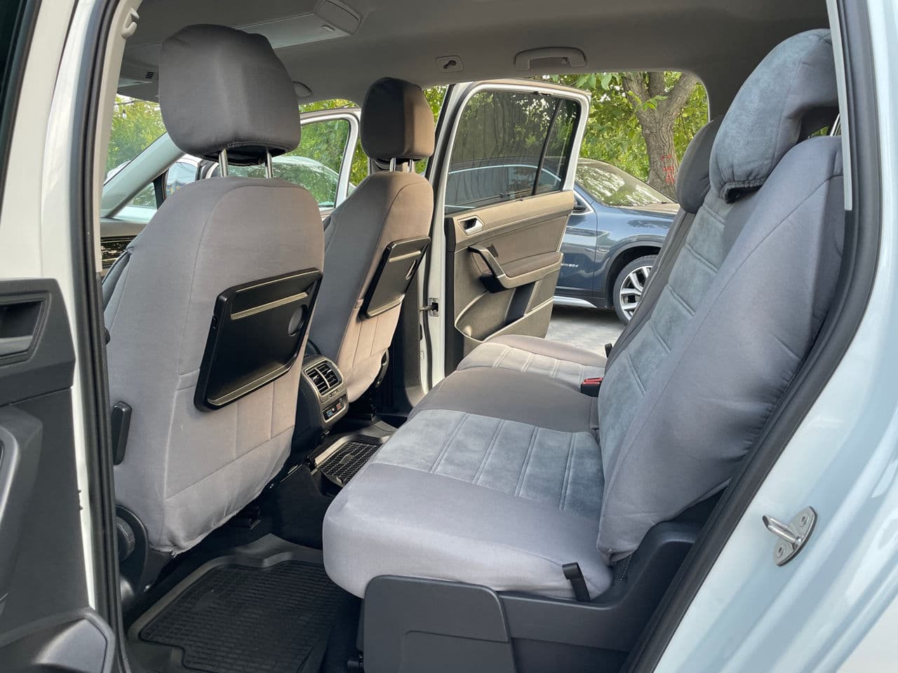 2016 Volkswagen Touran — Miniatură 9