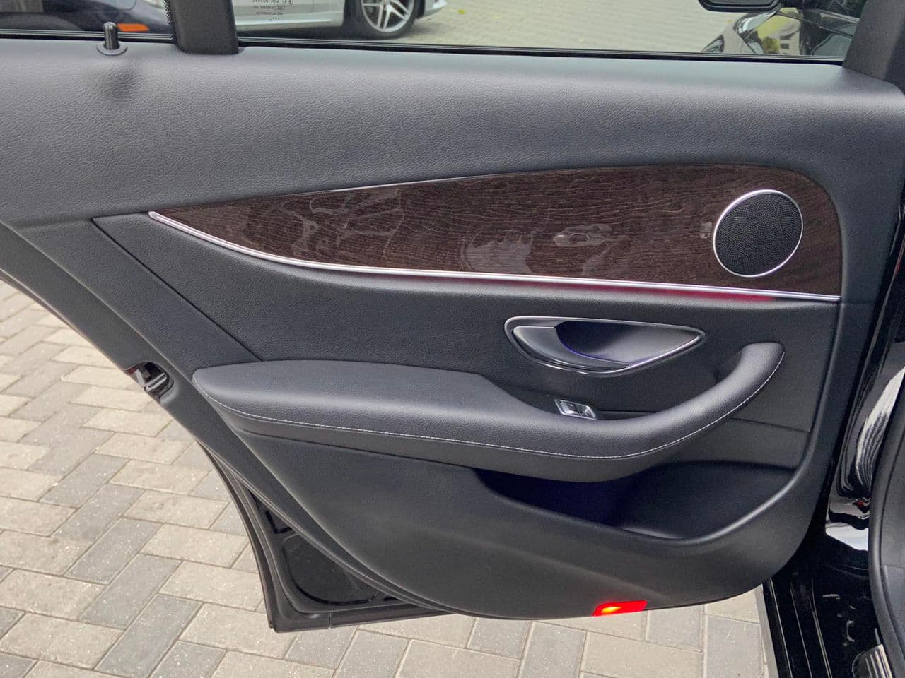 2019 Mercedes E 200 — Miniatură 26