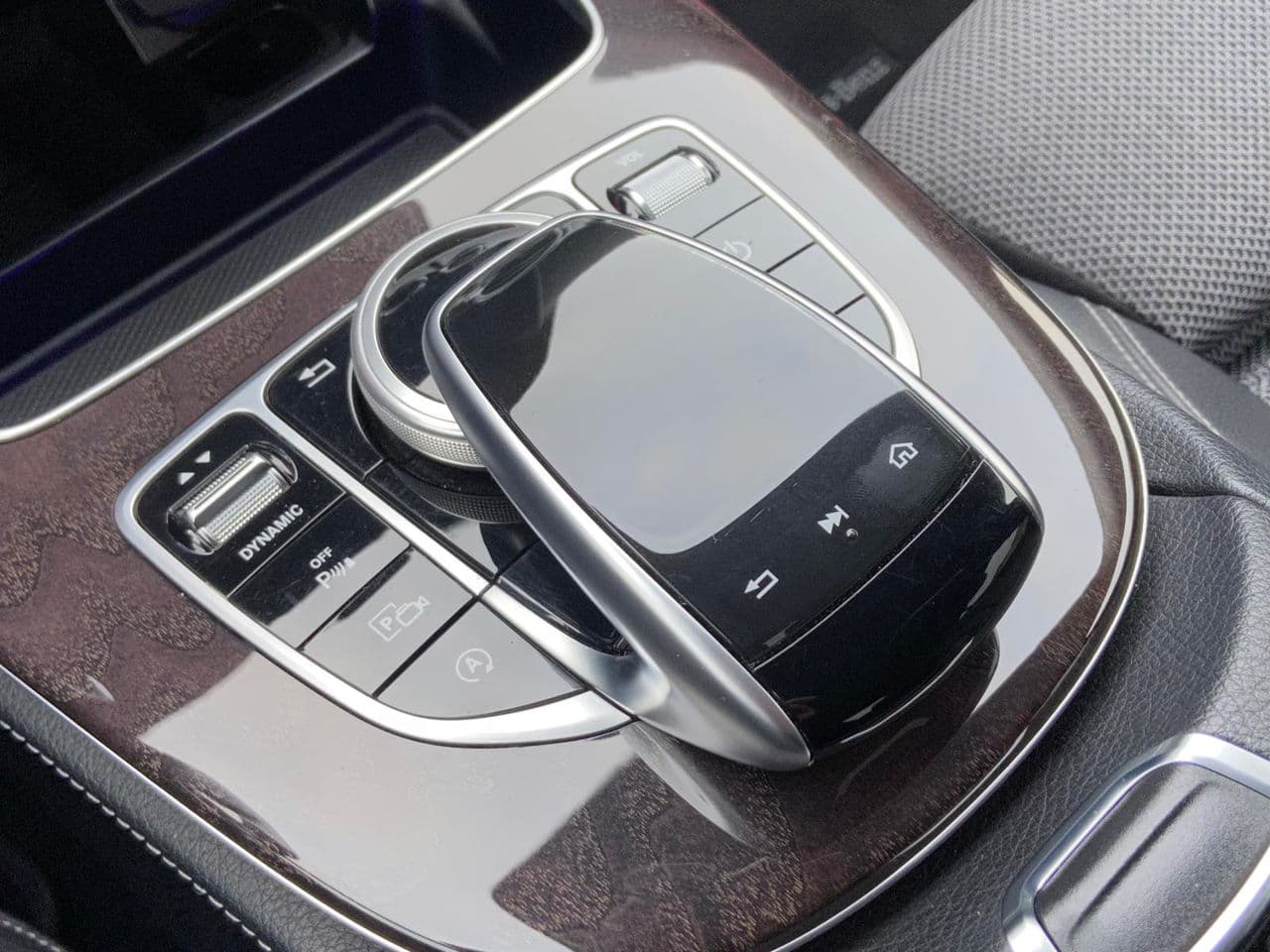 2019 Mercedes E 200 — Miniatură 25