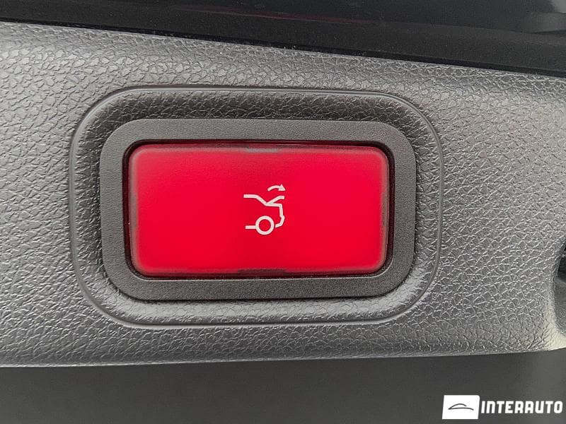 2019 Mercedes E 200 — Miniatură 29