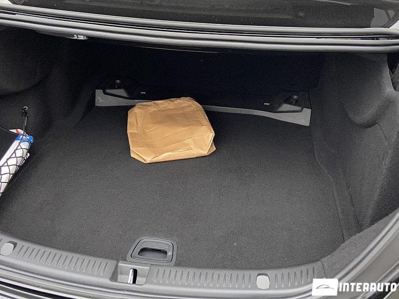 2019 Mercedes E 200 — Miniatură 28