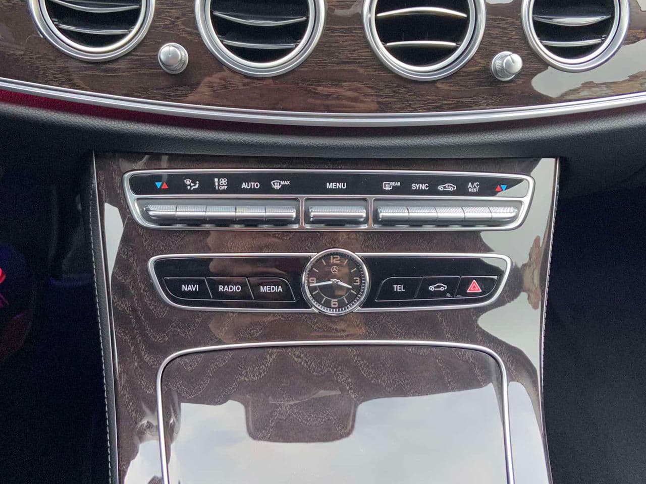 2019 Mercedes E 200 — Miniatură 23