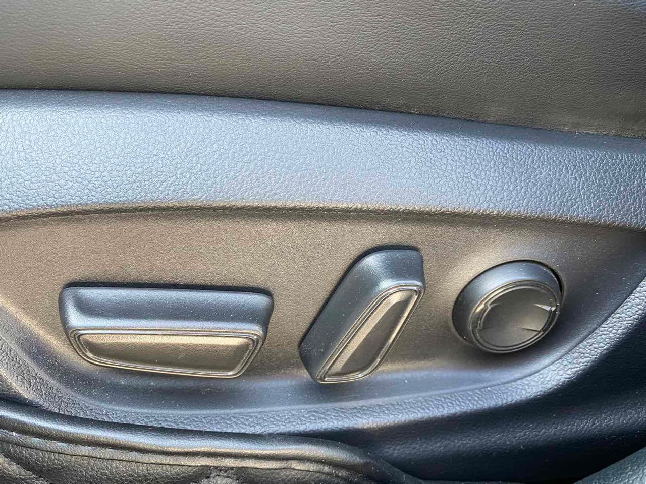 Toyota Prius 2019 — Миниатюра 8