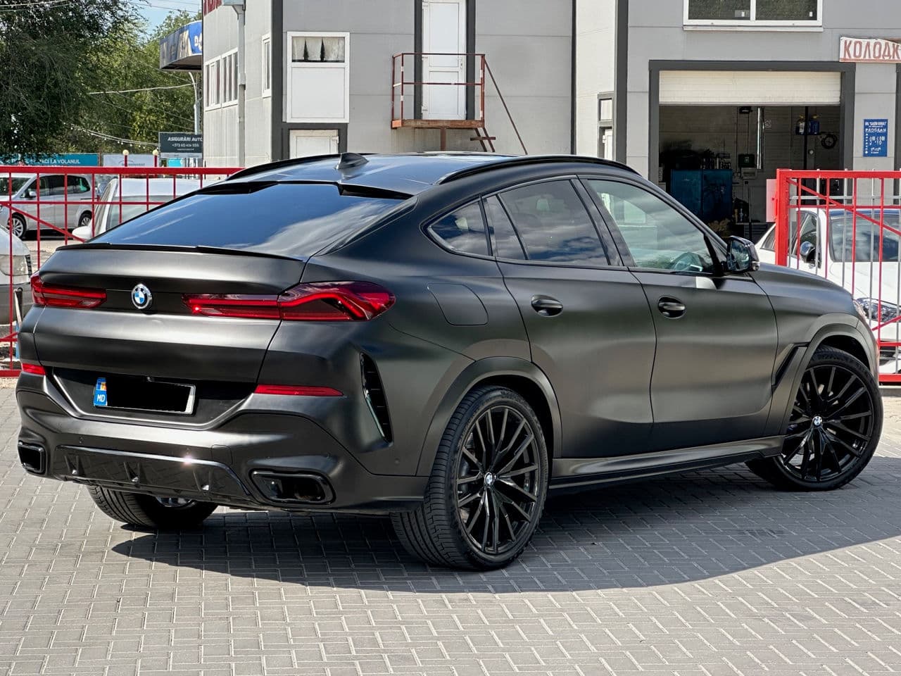 2020 BMW X6 4.0i — Miniatură 2