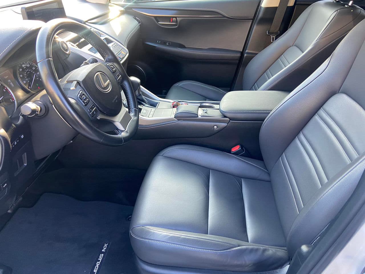 2018 Lexus NX 300 — Miniatură 6