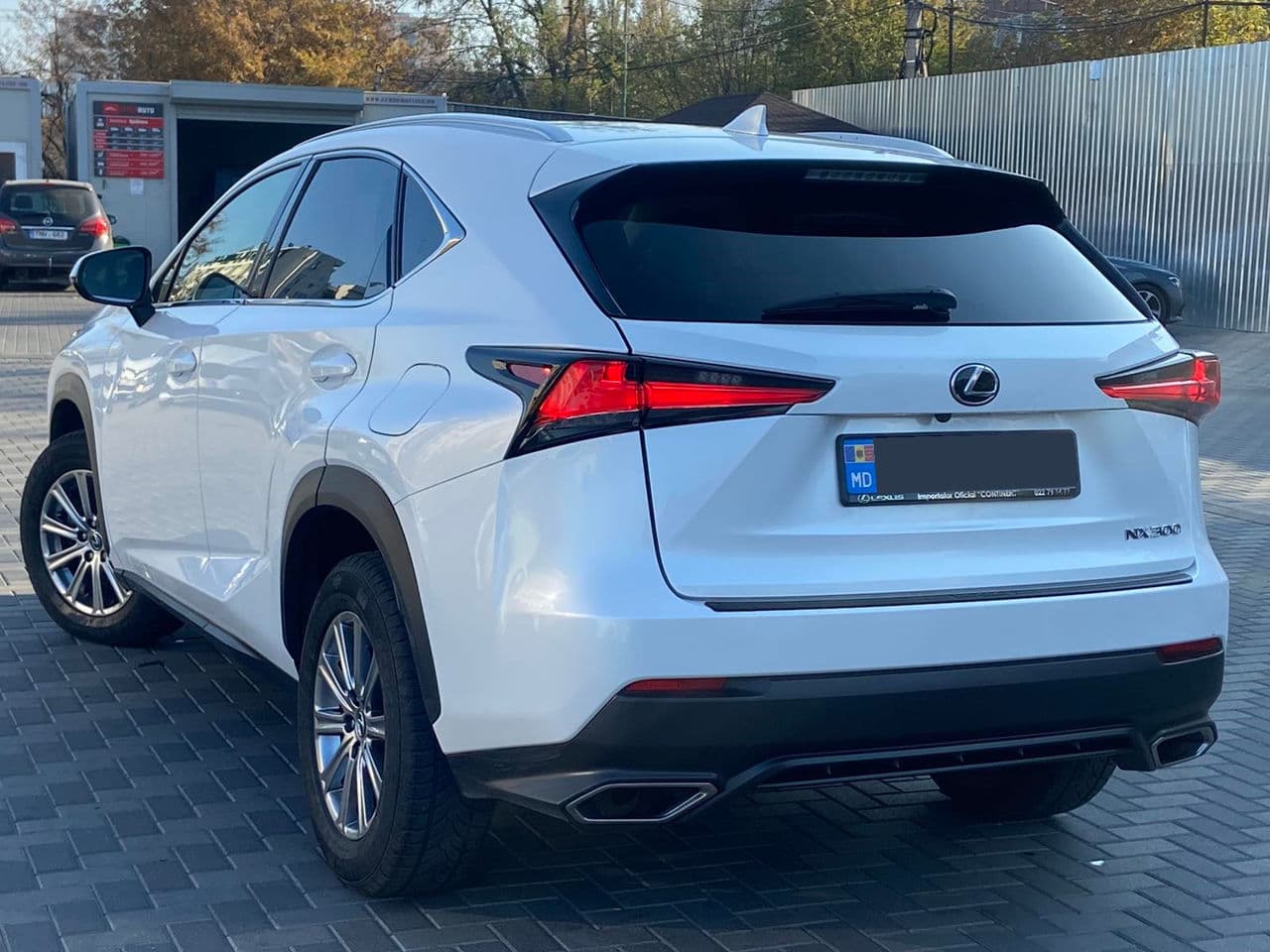 2018 Lexus NX 300 — Miniatură 4