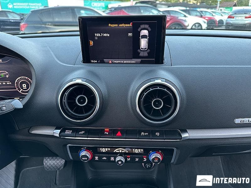 2016 Audi A3 E-tron — Miniatură 14