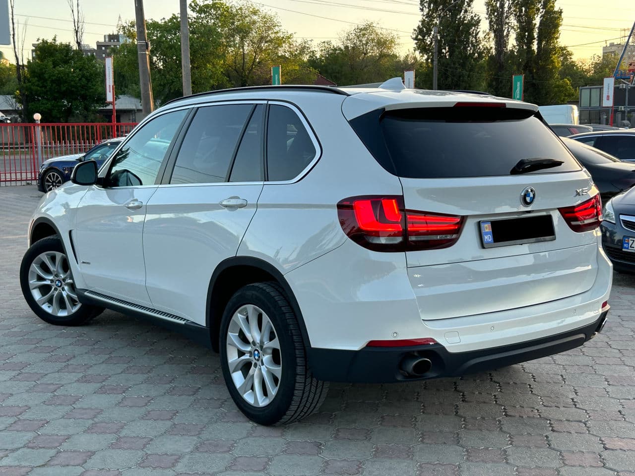 BMW X5 3.5i 2015 — Миниатюра 2