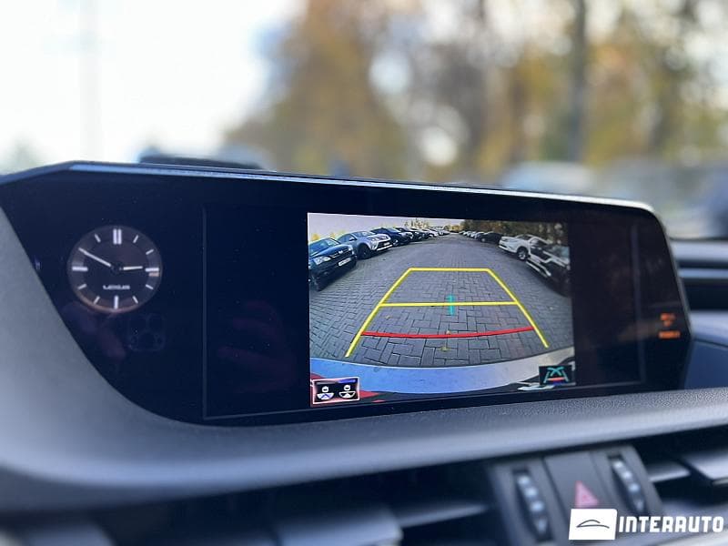 Lexus ES 300h 2020 — Миниатюра 10