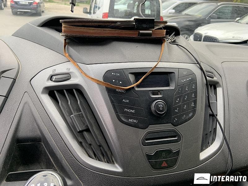 2015 Ford Transit — Miniatură 12
