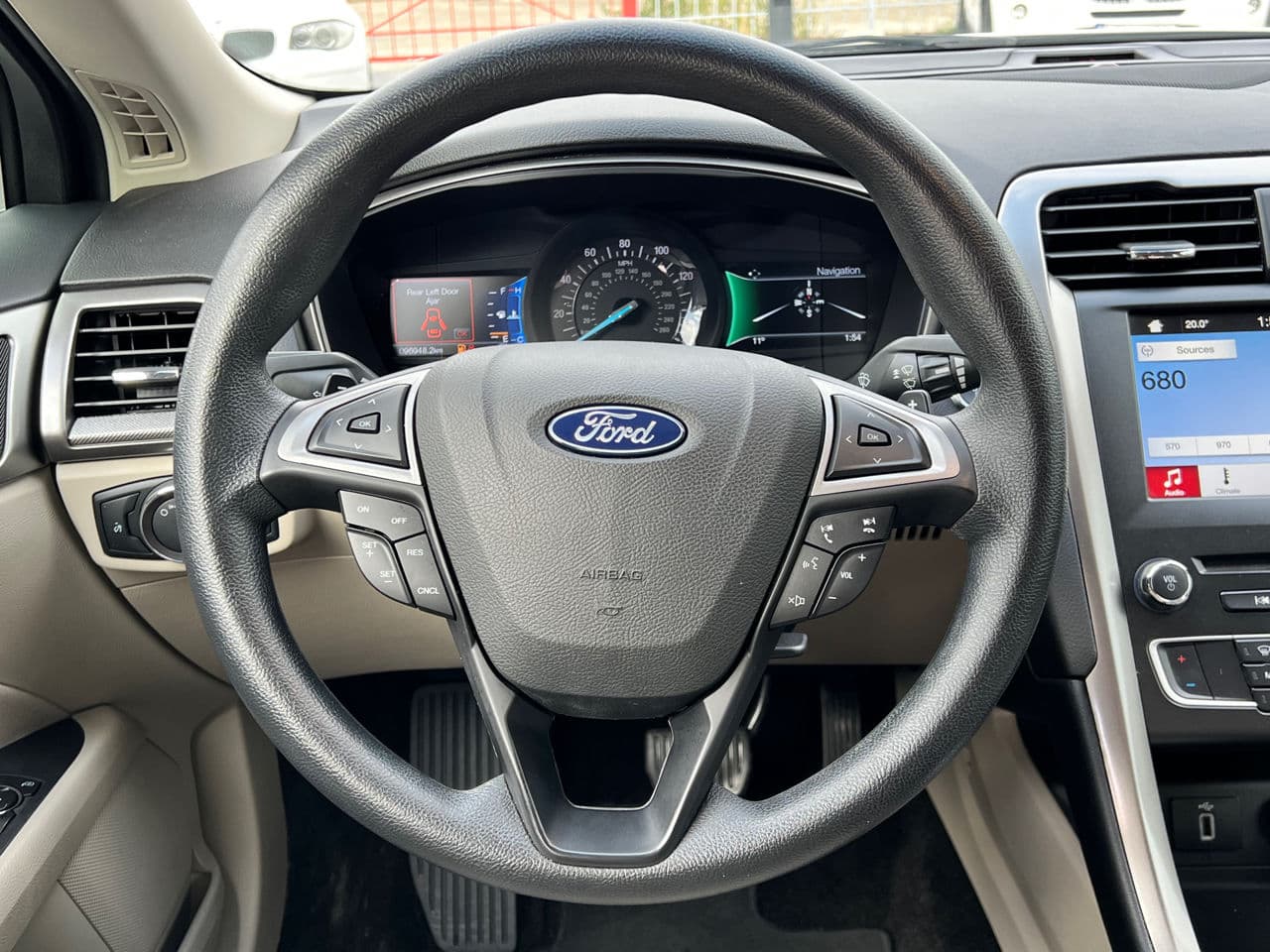 Ford Fusion 2017 — Миниатюра 8