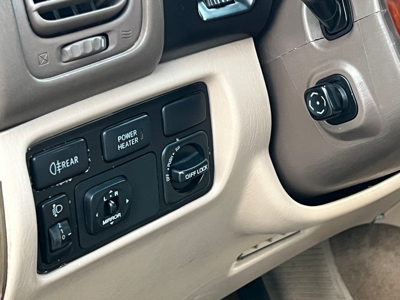 1999 Toyota Land Cruiser — Miniatură 17