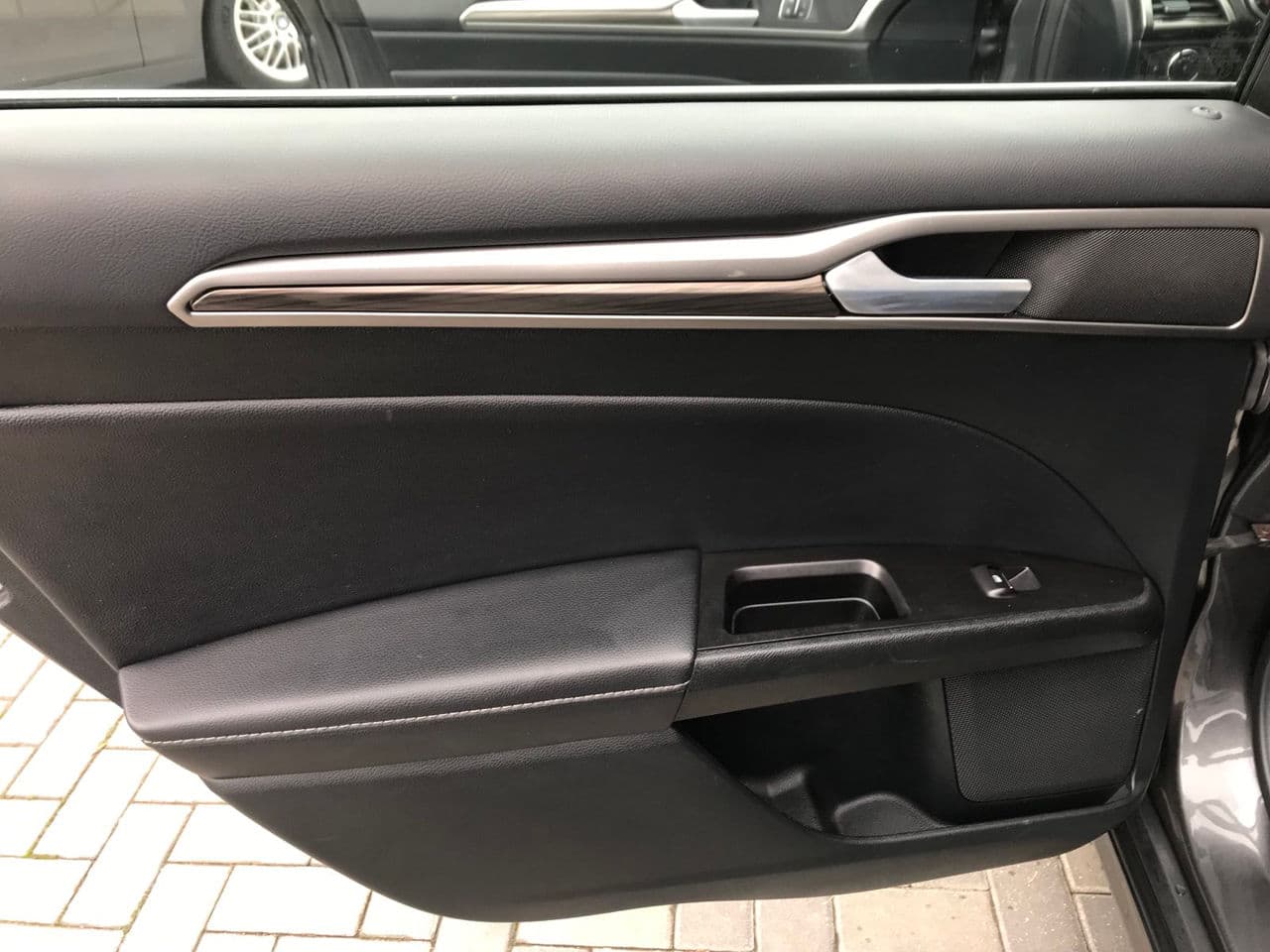 2016 Ford Fusion — Miniatură 25