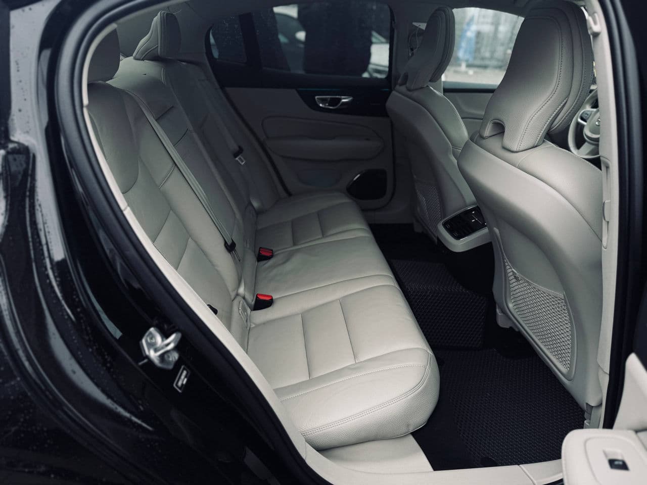 2021 Volvo S 60 — Miniatură 16