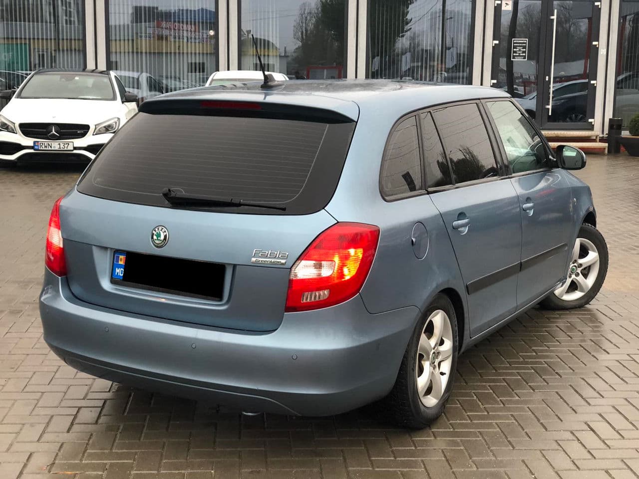 2010 Skoda Fabia — Miniatură 4