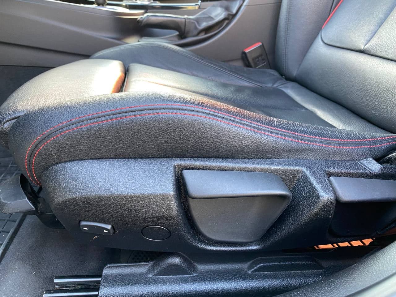 2012 BMW 320 — Miniatură 17