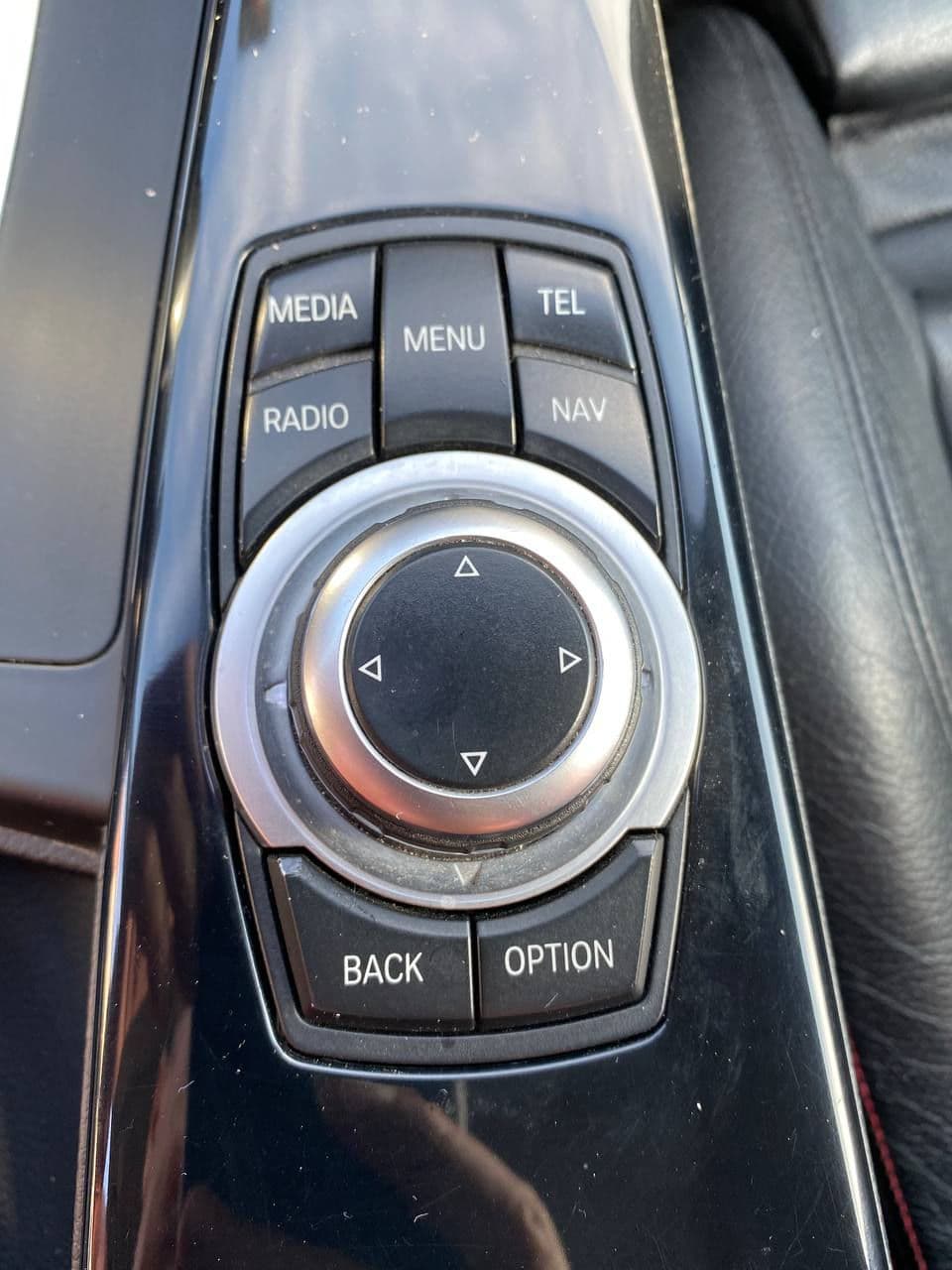2012 BMW 320 — Miniatură 14