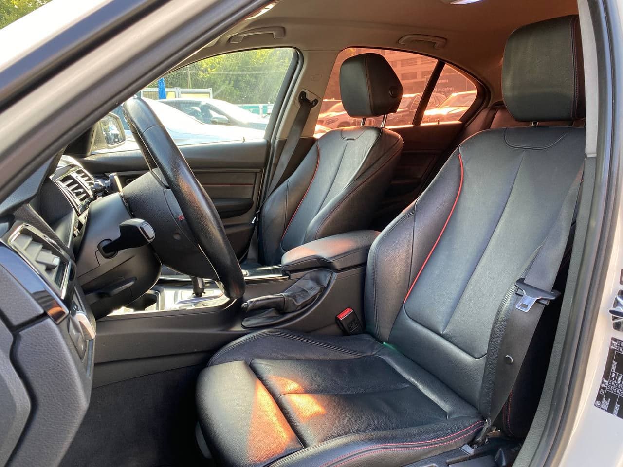 2012 BMW 320 — Miniatură 6