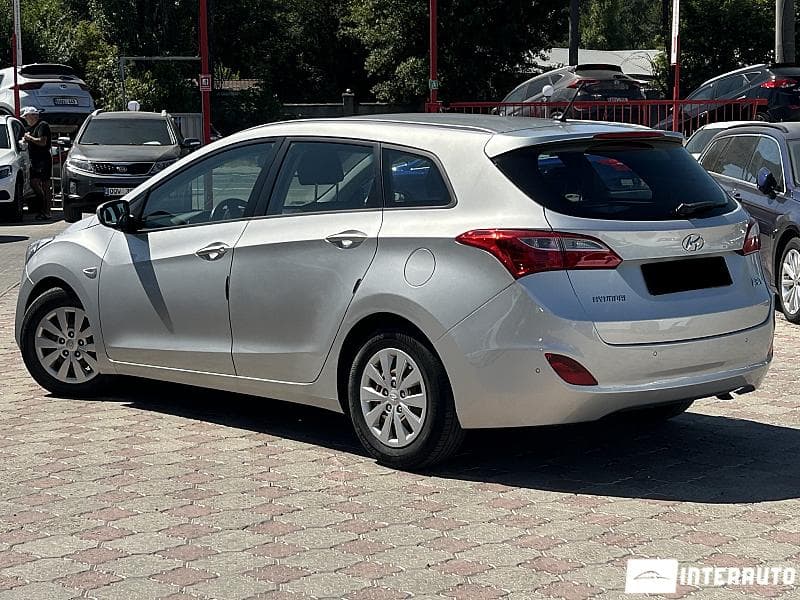 2017 Hyundai i30 — Miniatură 3