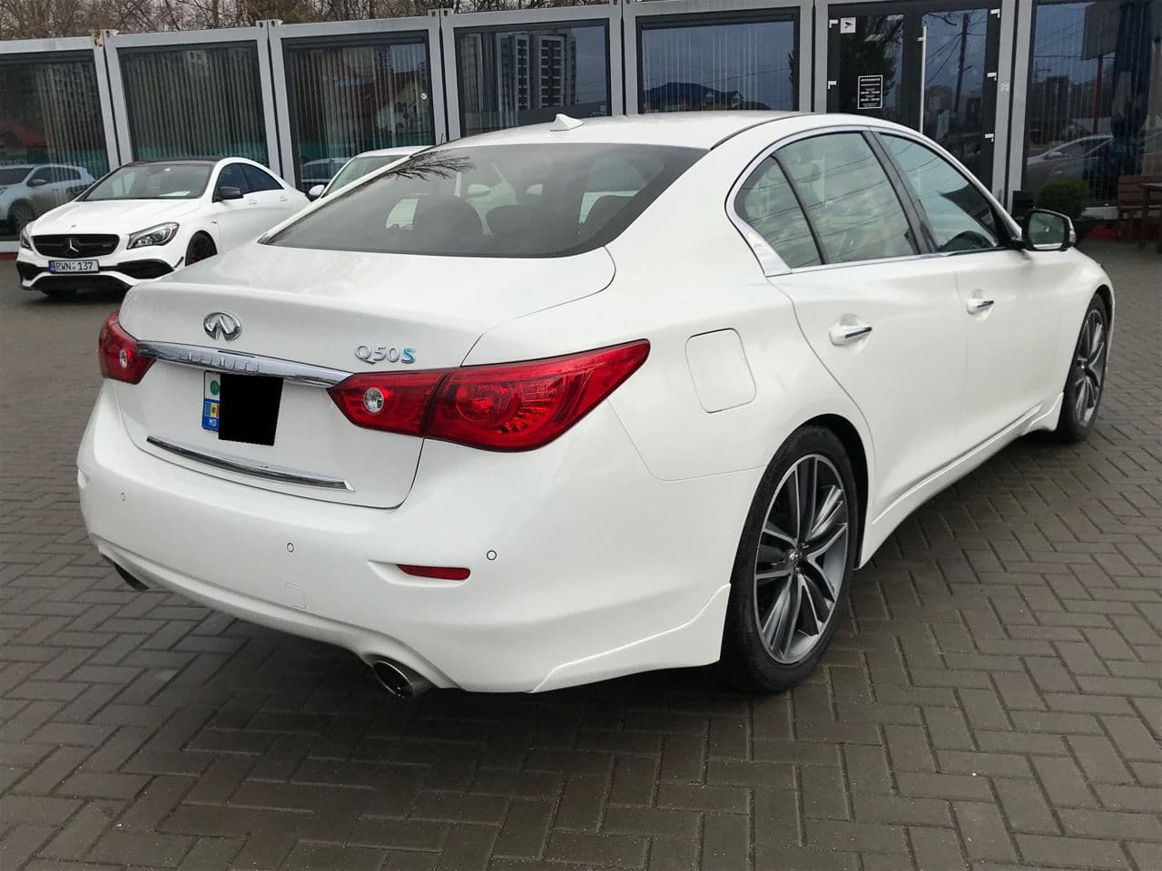 2014 Infiniti Q50 — Miniatură 3