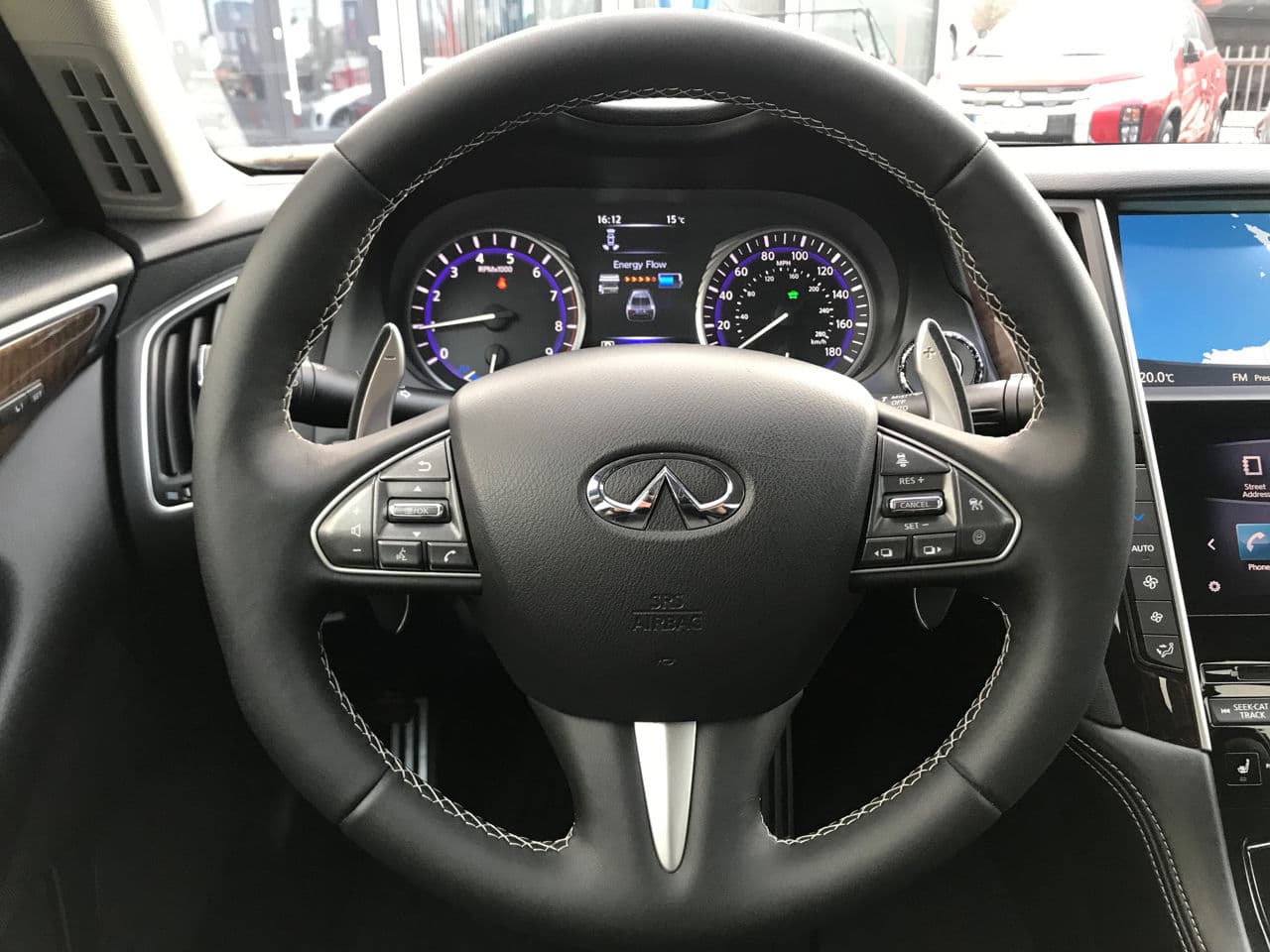 2014 Infiniti Q50 — Miniatură 13