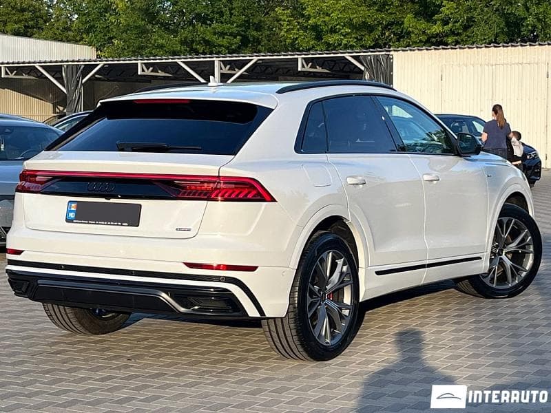 2022 Audi Q8 — Miniatură 4