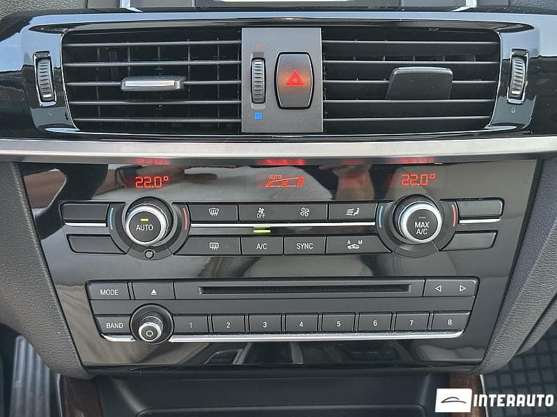 2016 BMW X3 2.8i — Miniatură 10