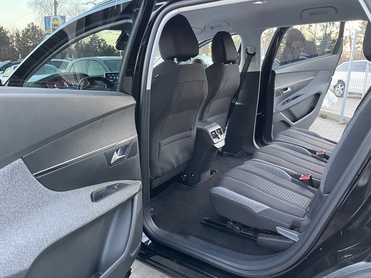 2017 Peugeot 5008 — Miniatură 14