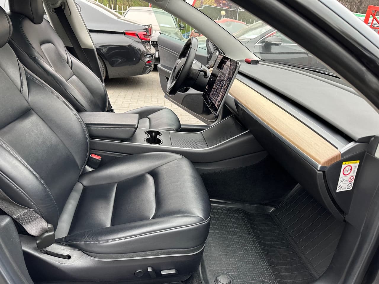 2019 Tesla Model 3 — Miniatură 13