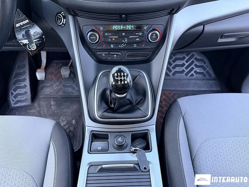 2016 Ford Kuga — Miniatură 12