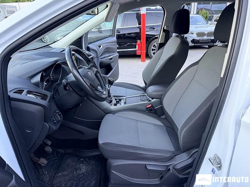 2016 Ford Kuga — Miniatură 5