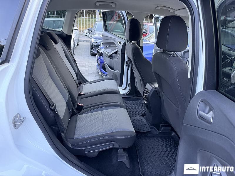 2016 Ford Kuga — Miniatură 14