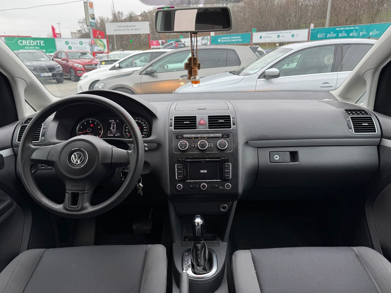 2012 Volkswagen Touran — Miniatură 16