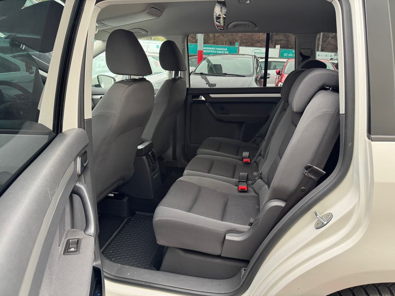 2012 Volkswagen Touran — Miniatură 15