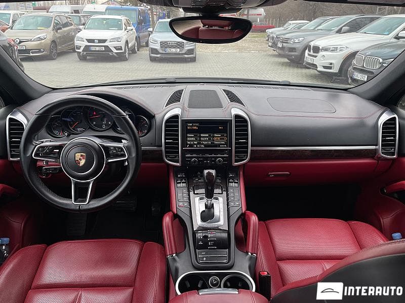 2015 Porsche Cayenne — Miniatură 11