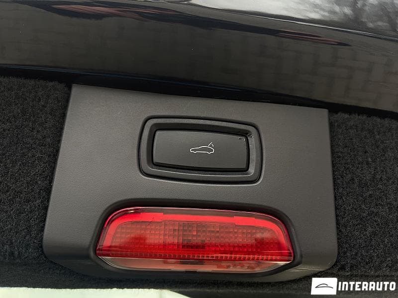 2015 Porsche Cayenne — Miniatură 22