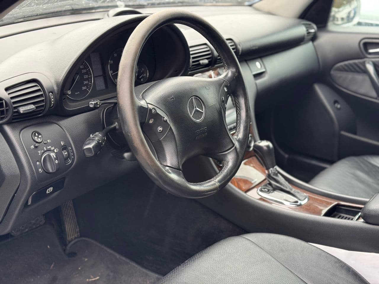 Mercedes C 180 2007 — Миниатюра 9