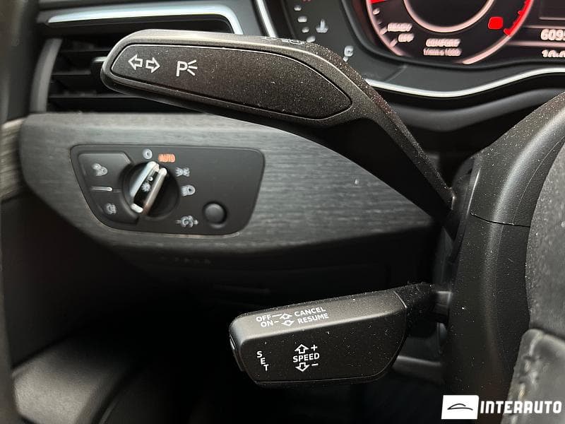 2016 Audi A4 — Miniatură 12