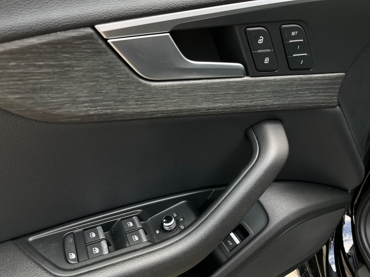 2016 Audi A4 — Miniatură 7