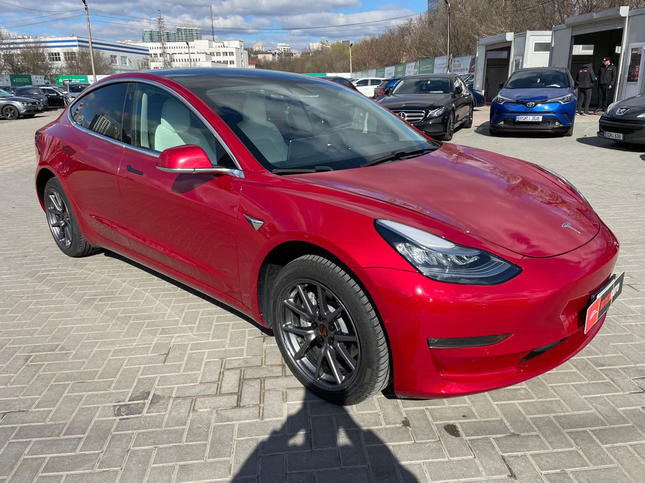 2020 Tesla Model 3 — Miniatură 3