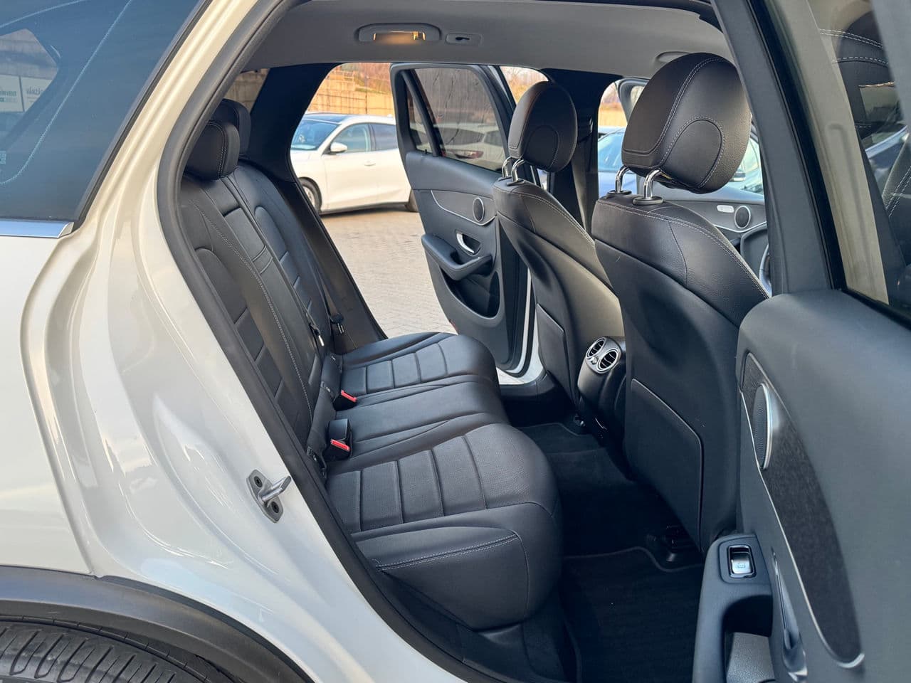 2022 Mercedes GLC 220d — Miniatură 15