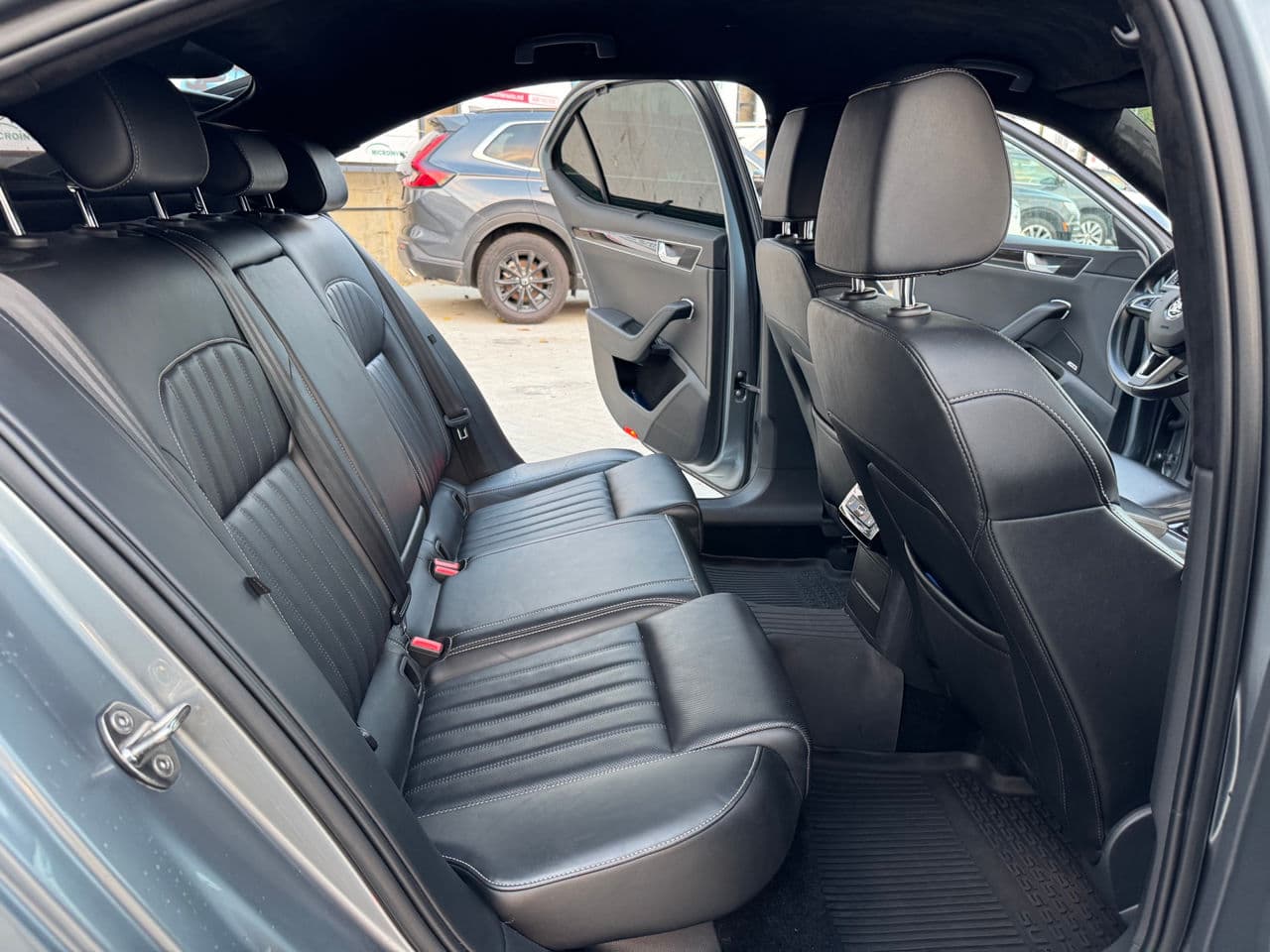 2019 Skoda Superb — Miniatură 17